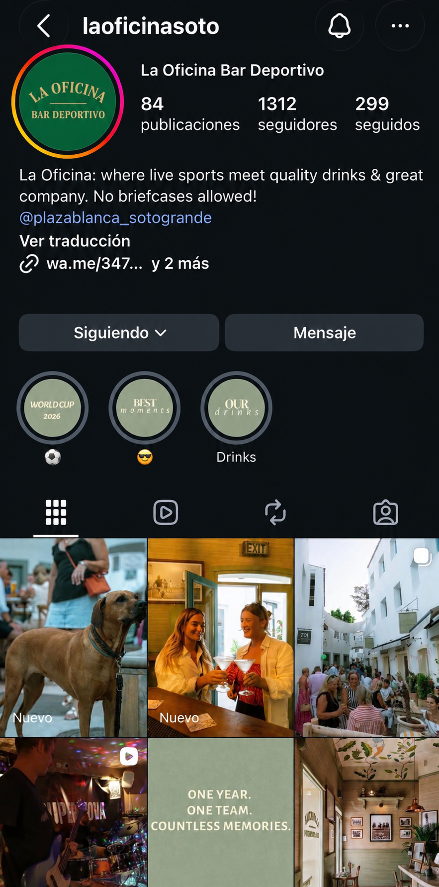 Social media mobile content mockup